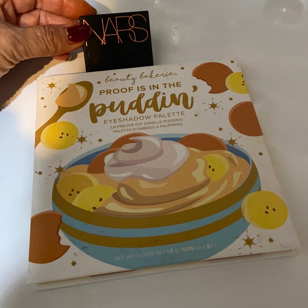 Beauty bakerie proof of pudding eyeshadow